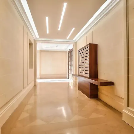 Super Cosy Avec Vue Sur Tour Eiffel Апартаменты Париж