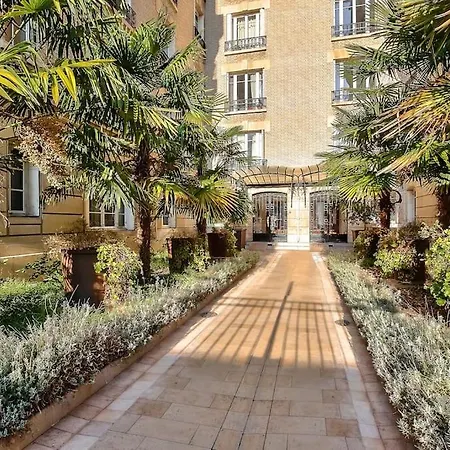 Апартаменты Super Cosy Avec Vue Sur Tour Eiffel