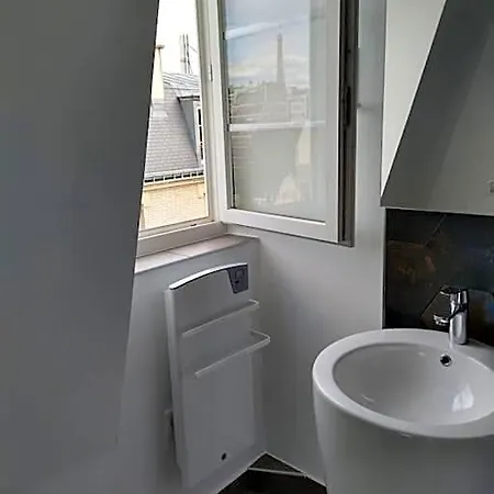 Super Cosy Avec Vue Sur Tour Eiffel Appartement Paris